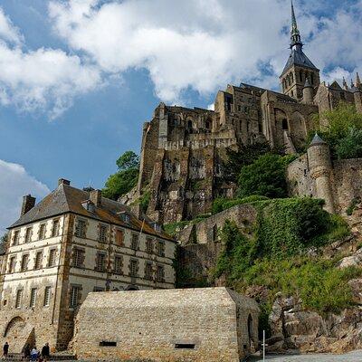 5-hour Private Tour of Mt St Michel From St Malo with pick up and drop off