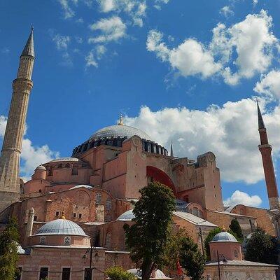 Istanbul Highlights! Blue Mosque, Hagia Sophia, Topkapı and More!