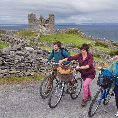 Aran Islands Bike Tour with Tea & Scones - Day Trip to Inisheer from Doolin