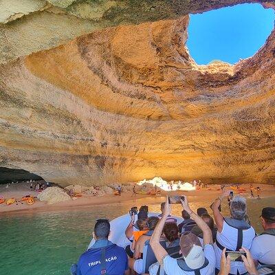 Benagil Caves Visit with Dolphins Watching from Albufeira