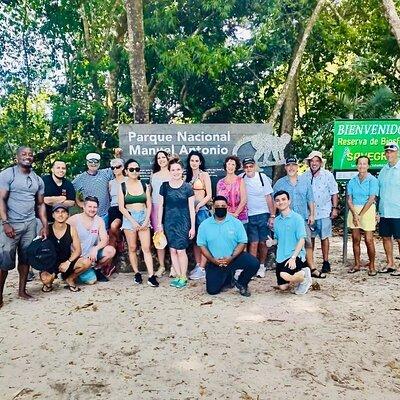 Manuel Antonio rain forest park and beach 