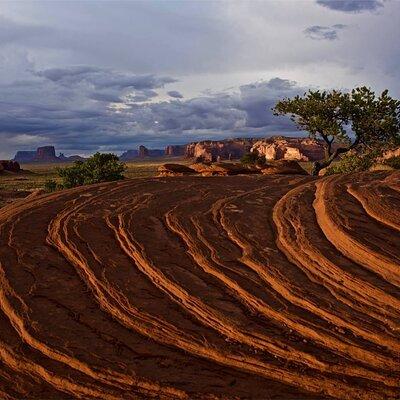 3.5 Hours Mystery Valley Navajo Spirit Tour