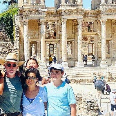 Private Biblical Ephesus Tour from Kusadasi Port with Lunch