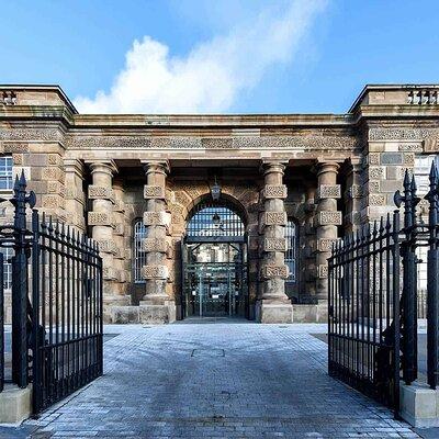 Black Taxi Tour and Crumlin Road Gaol tour Combo