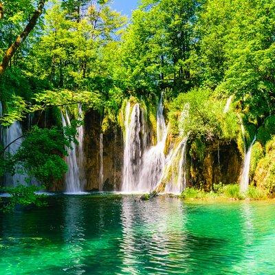 Full-Day Tour of Plitvice Lakes National Park from Zadar