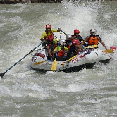 Full Day 35km Private Rafting in Rishikesh 