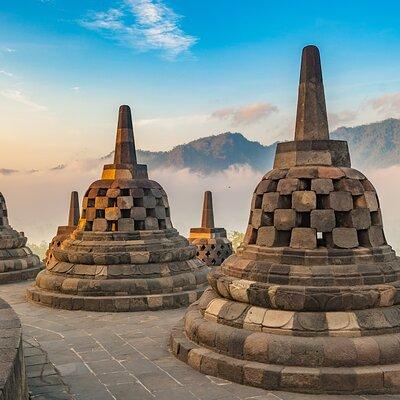 Borobudur(climb up), Merapi Volcano and Prambanan Temple Tour 