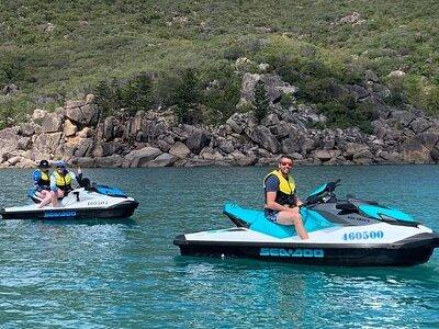 Magnetic Island 2-Hour Guided Tour by Jet-Ski 