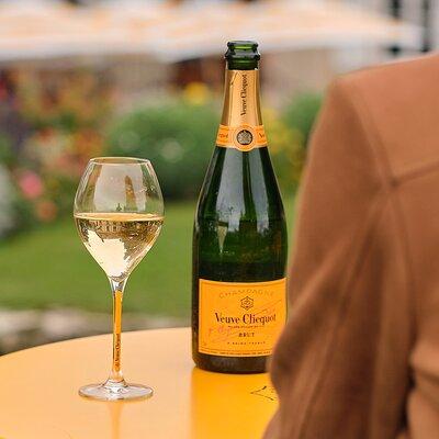 Veuve Clicquot Tasting and Fun Private Tour in Champagne