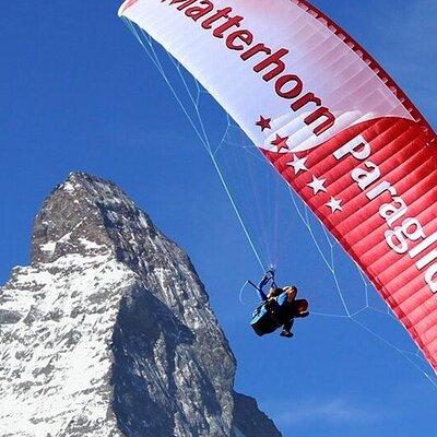 Matterhorn Paragliding flight in Zermatt (20-25min)