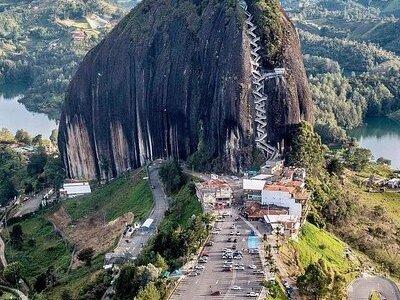 Full day to Guatapé from Medellín