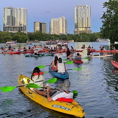 Downtown Austin Sunset Kayak Tour with 1.5 Million Bats