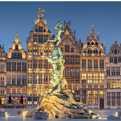 Antwerp : Private Custom Walking Tour with Local Guide