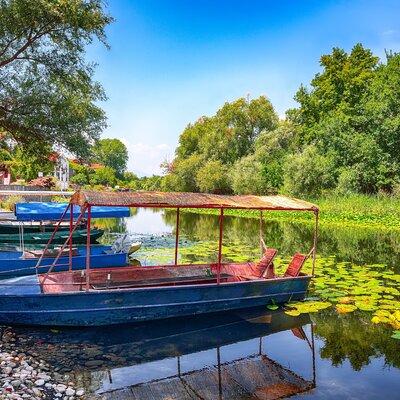 From Petrovac or Budva: Skadar Lake Cruise with Lunch