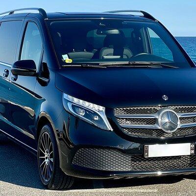 Private Transfer: Cruise Port Passau to Munich City in Luxury Van