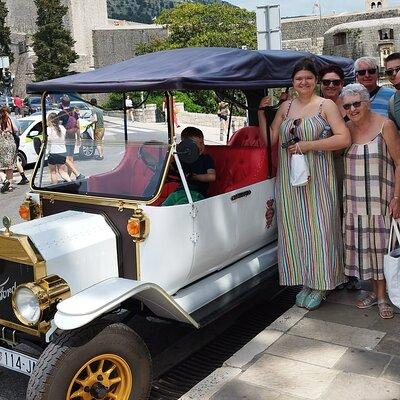 OLD CAR DUBROVNIK private sightseeing tour