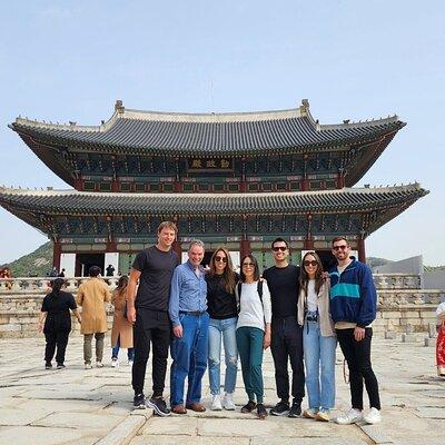 Layover Tour for essential Seoul City & Gourmet tour(Incl. Lunch)