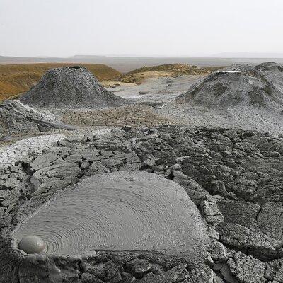 Gobustan-Mud Volcanoes-Fire Temple and Mountain Tour/Entrance inc