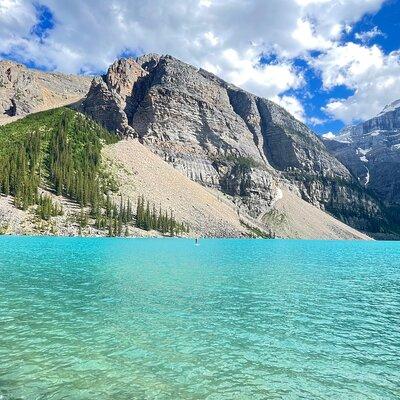 Moraine Lake & Icefields Parkway Full Day Private Tour