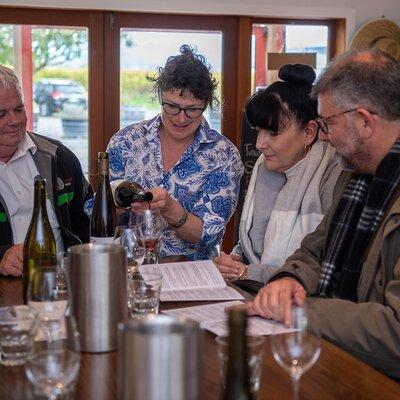 Taste the Valley Wine Tour in Marlborough with Wine Tasting