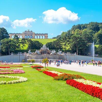 Vienna: Skip-the-Line Schonbrunn Palace & Gardens with Guide
