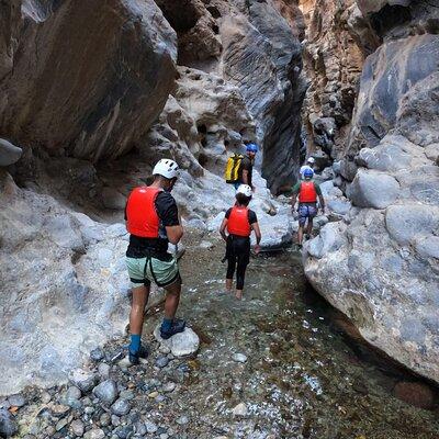 Half Day - Snake Canyon Adventure Tour in Jebel Shams 