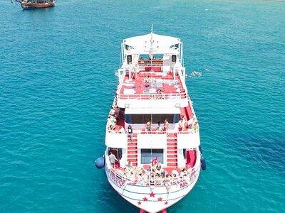 Alanya Boat Trip w/Unlimited Drinks & Lunch (Free Hotel Transfer)