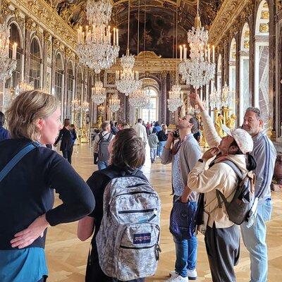 Versailles Palace Skip the Line Guided Tour with Gardens Access