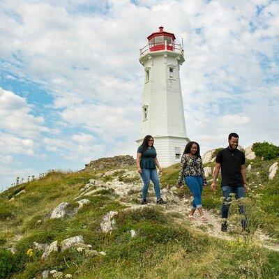 Shore Excursion of the Louisbourg Lighthouse Trail in Cape Breton