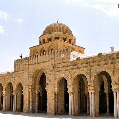 Private and Guided Tour to Kairouan and El Jem and Monastir