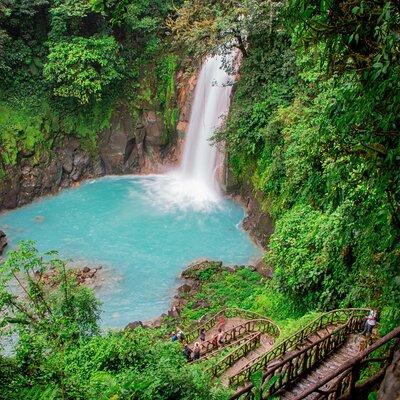 Rio Celeste hiking, Sloth Farm Tour and Waterfall