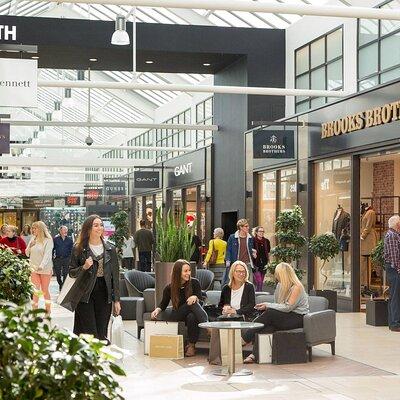 Private Shopping Tour from Sheffield to Designer Outlet York