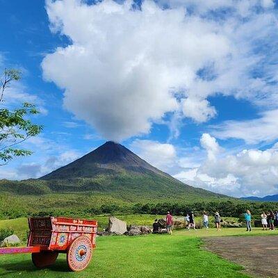 Arenal Volcano and Baldi Hot Springs Full Day Tour from San Jose