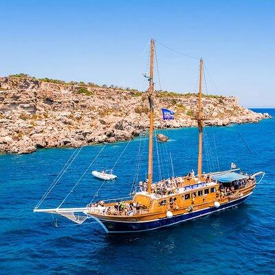 Turkish Gullet Cruise to Gozo and Comino with Lunch and Transfers