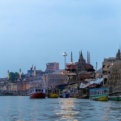 Varanasi Landmark Evening City Tour - Aarti, Boating & Witnessing the GOD