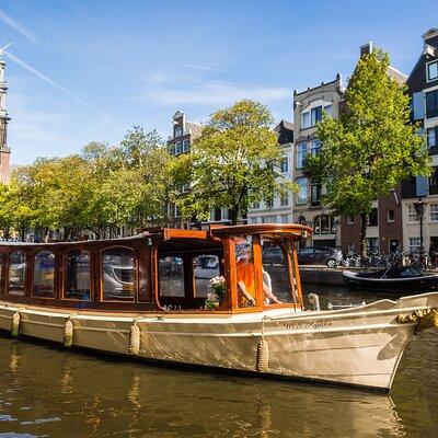 Amsterdam Canal Cruise with Live Guide and Onboard Bar