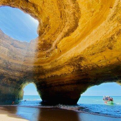 From Lisbon to Algarve : Portimão & Boat trip to Benagil Sea Cave