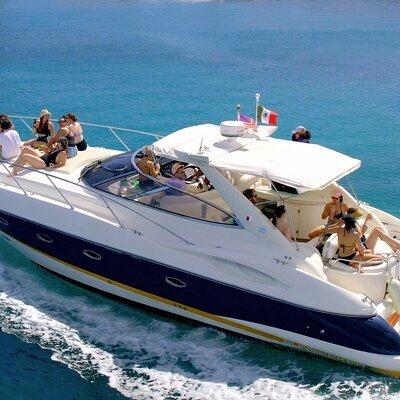 Private Premium Yacht 46FT Rental in Cancún