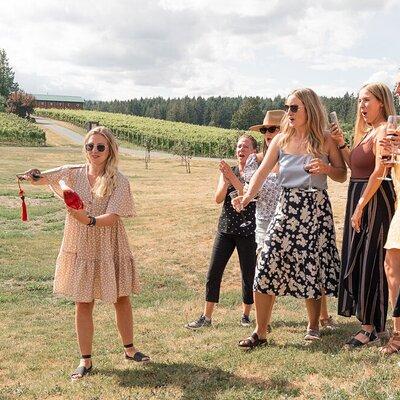 Victoria Bachelorette Full Day Guided Wine Tour with 4 Wineries