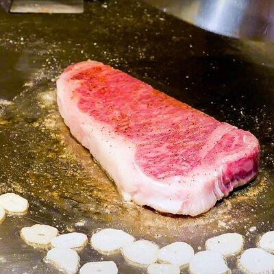 Luxurious Kobe Beef Teppanyaki Course Meal in Kobe