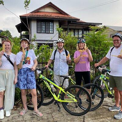 Half-Day Heritage Bike Tour in Kuching