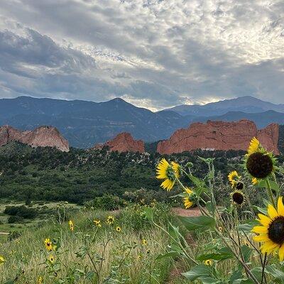 Sightseeing Jeep Tour in Garden of the Gods