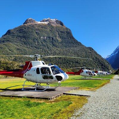 Half-Day Milford Helicopter Flight and Cruise from Queenstown