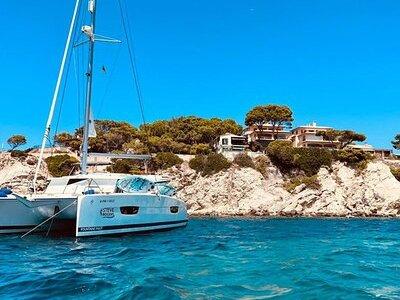 Luxury Catamaran sailing with welcome Drinks Tapas Max10-12Person