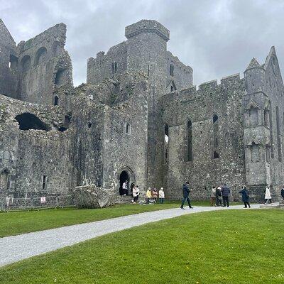 Rock of Cashel and Jameson Whiskey private tour from Cork & Cobh