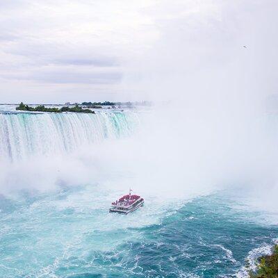 Day Tour with Boat Ride and Journey Behind from Niagara Falls