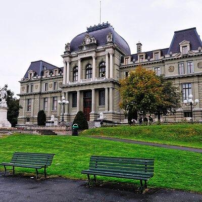 Guided Walking Tour in Lausanne