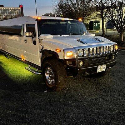 Stretch Limo Private Day & Night Custom Tours of Washington DC