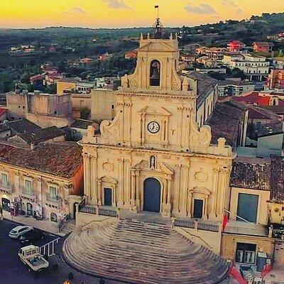 Tour to Palazzolo Acreide and Caltagirone, cities of ceramics