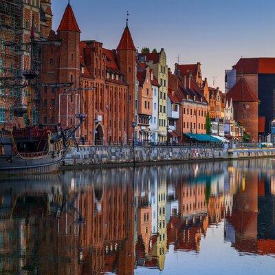 Gdansk, Sopot and Gdynia Tour with Private Car and Local Cuisine